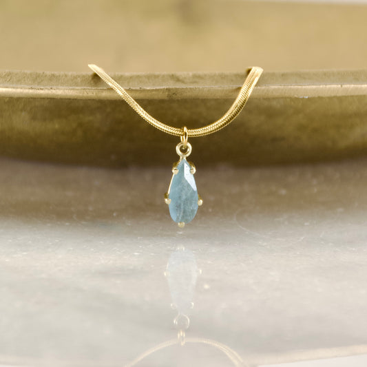Golden Age Aquamarine Teared Pendant