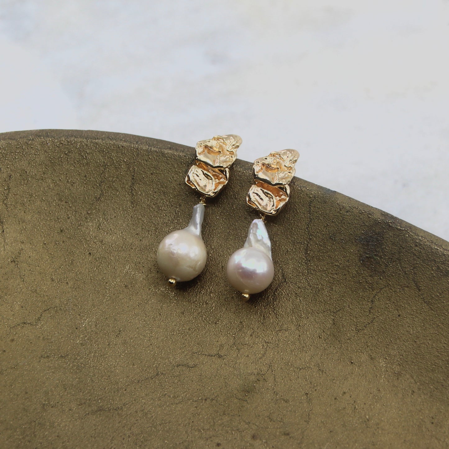 Empress of the Pearl Molten Earring