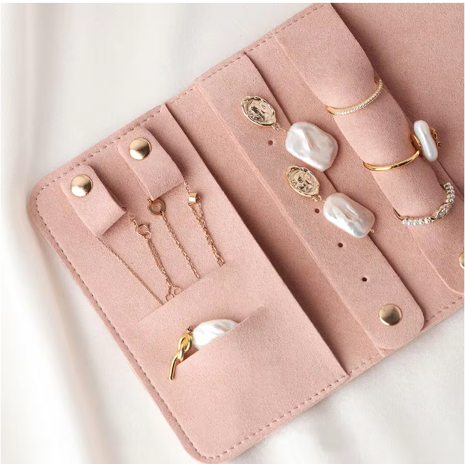Veluna Accessories