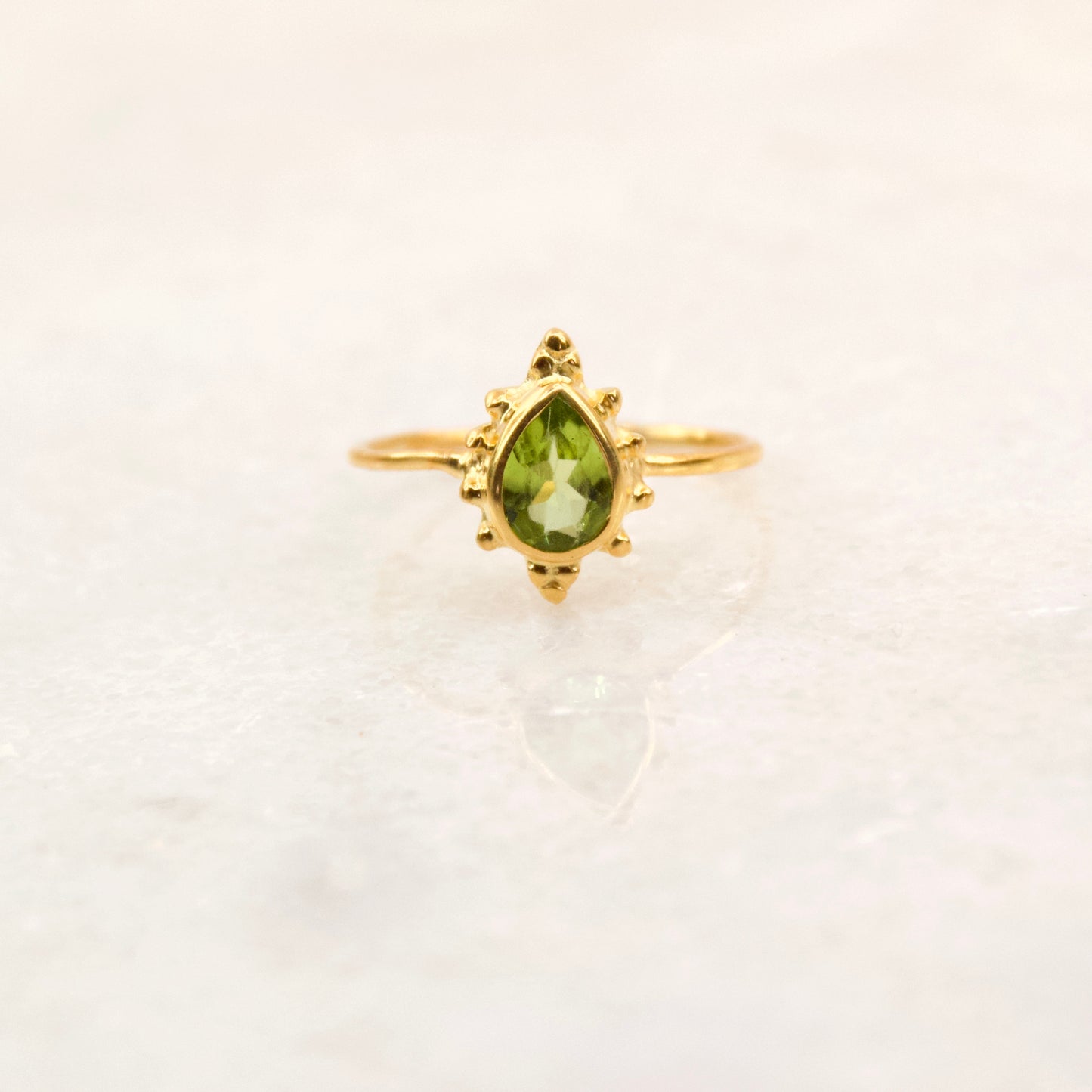 Shining Lotus Peridot Ring