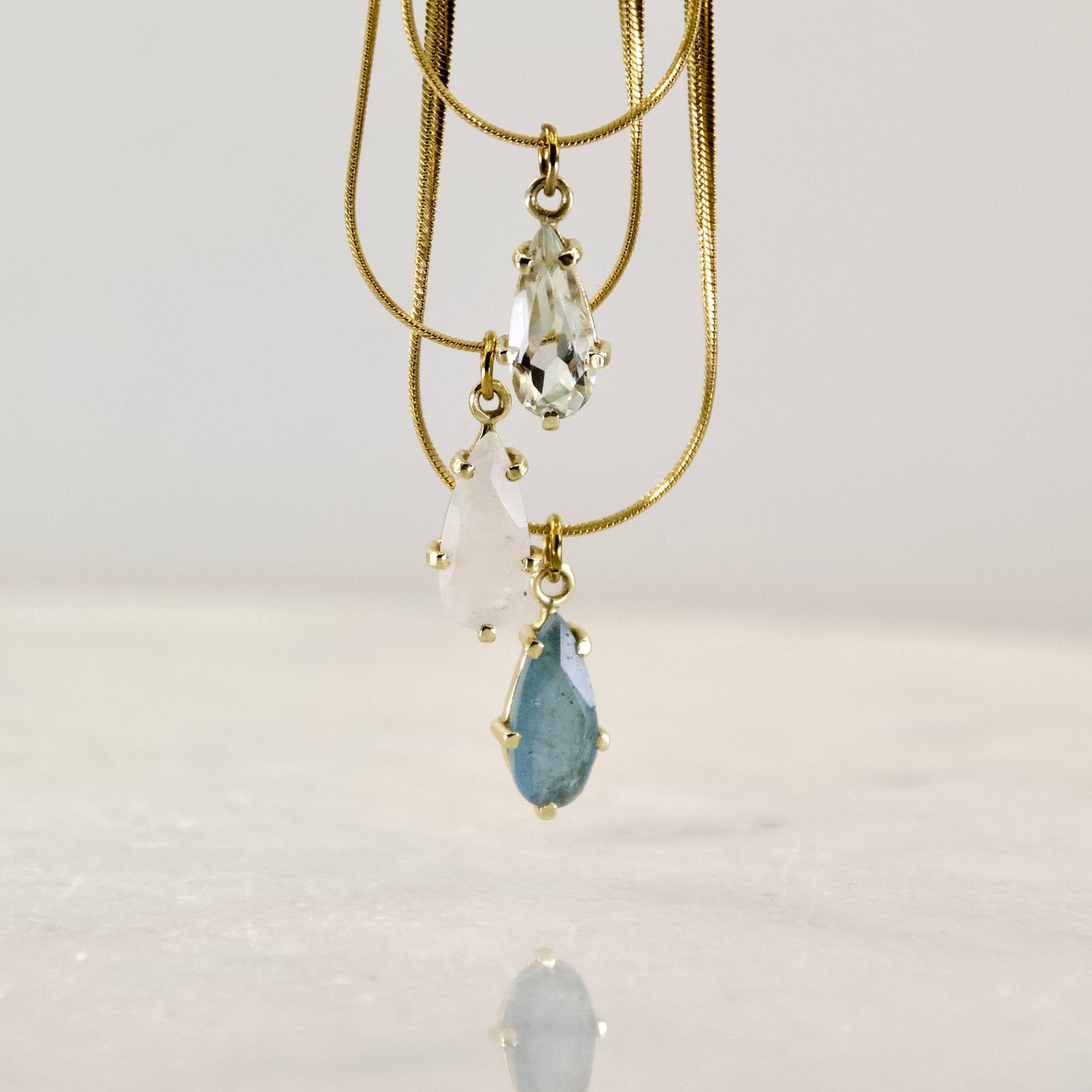 Golden Age Aquamarine Teared Pendant