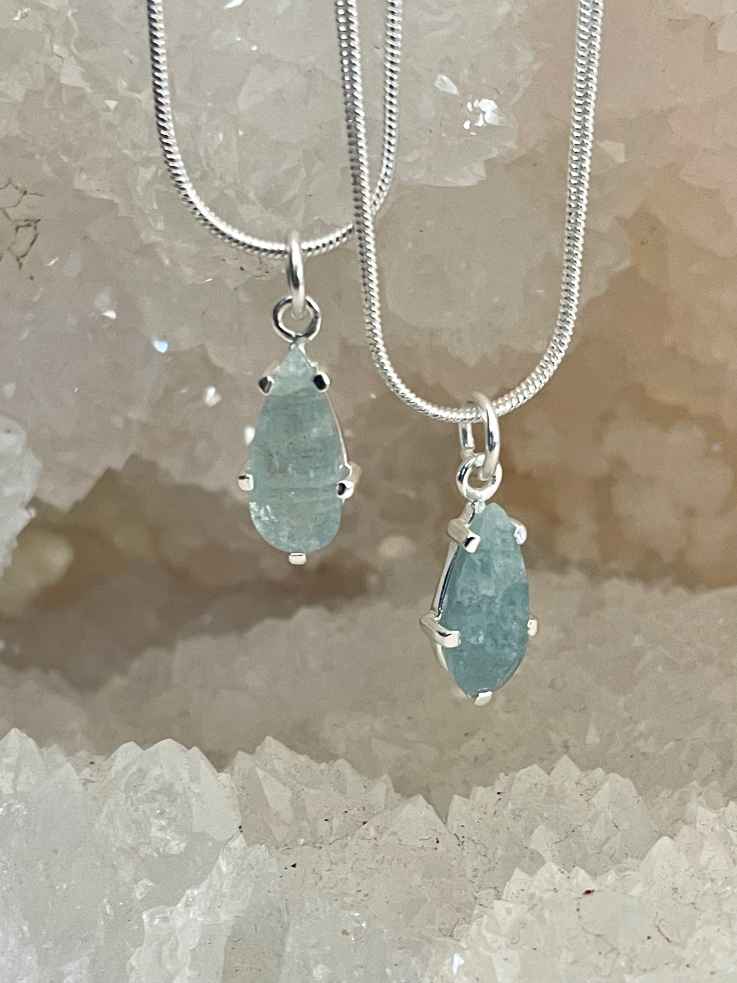 Golden Age Aquamarine Teared Pendant